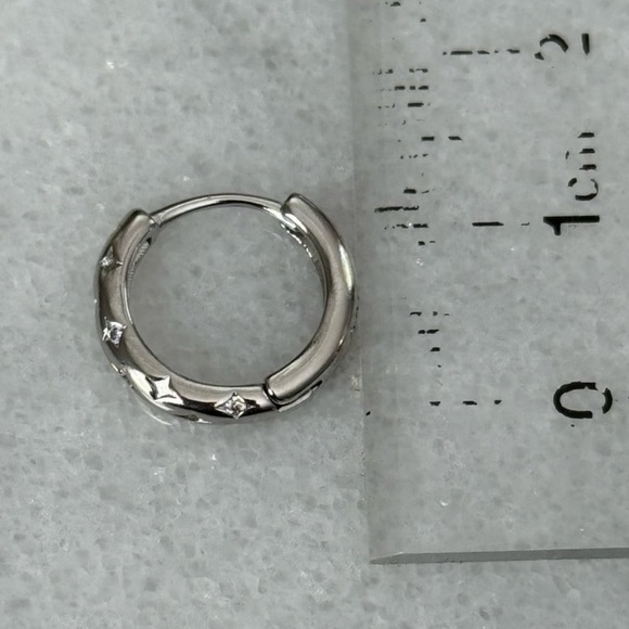 COPY - Sterling Silver Star Crystal Pave Hoop Earrings
Brand New - Picture 4 of 5
